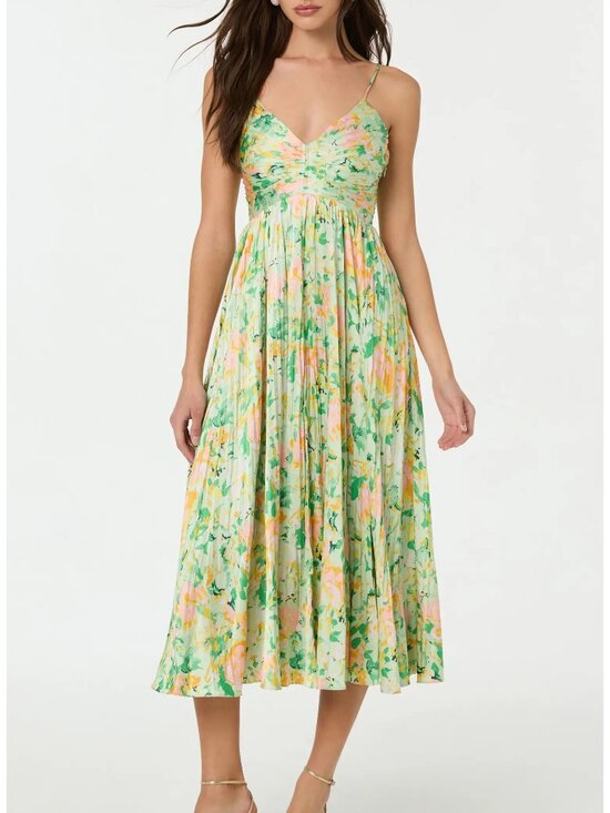 Astr Dresses & Skirts - ASTR the Label Maeve Dress - Light Green Floral
